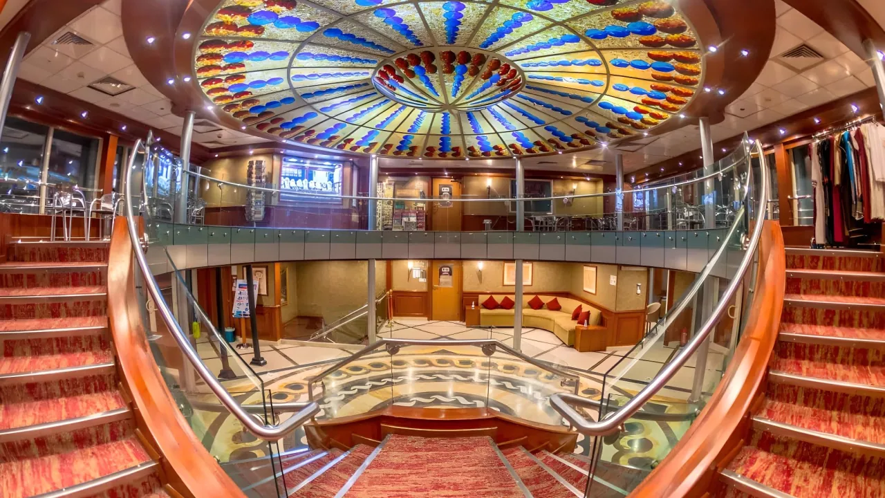 Royal Ruby | Cruise Trip
